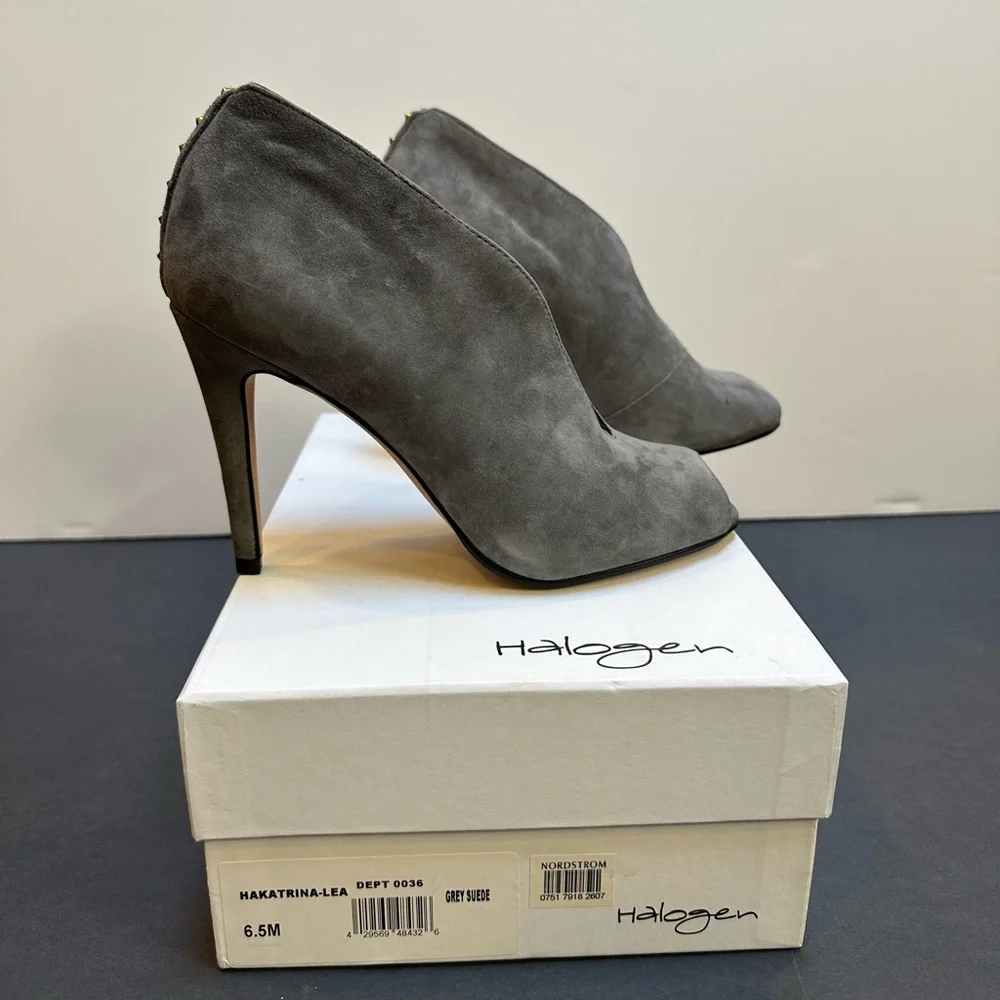 NWT Suede Halogen Katrina Peep-Toe Heeled Booties - Picture 5 of 8